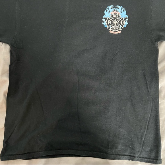 Vintage Fire Department Gildan Short-Sleeve T-Shirt Black Size Large - Picture 3 of 7